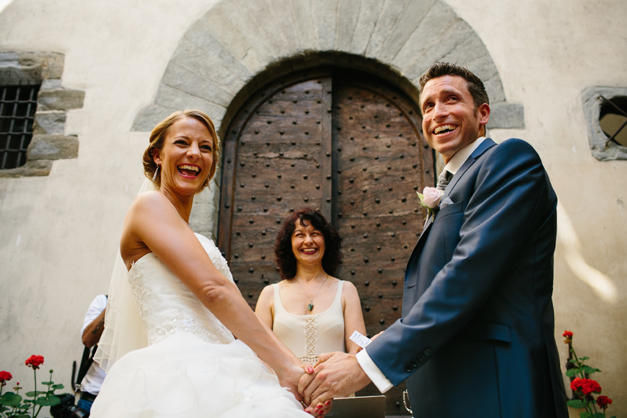 Wedding ceremony in Tuscany castello del trebbio