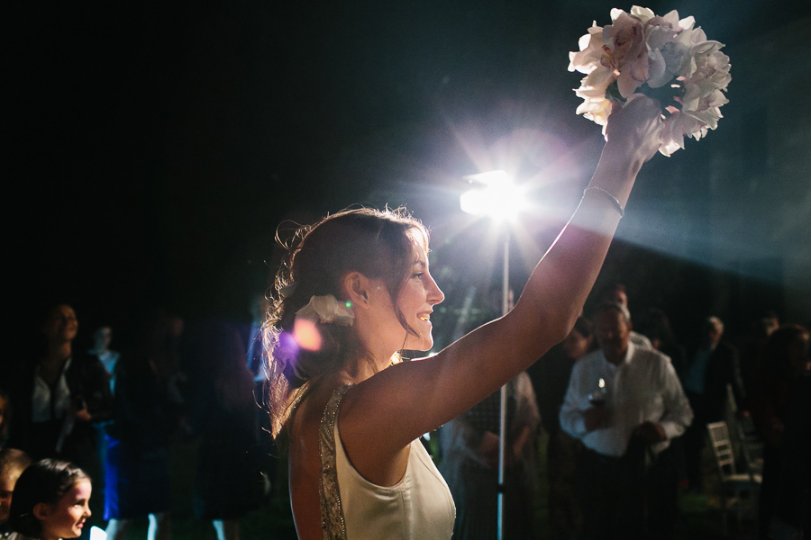 Lancio Bouquet Sposa Matrimonio Villa La Tassinara