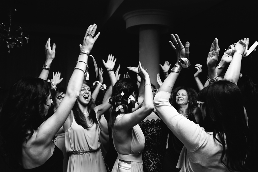 Matrimonio balli Villa La Tassinara fotografo lago di garda