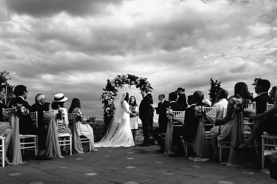 wedding ceremony castello vincigliata