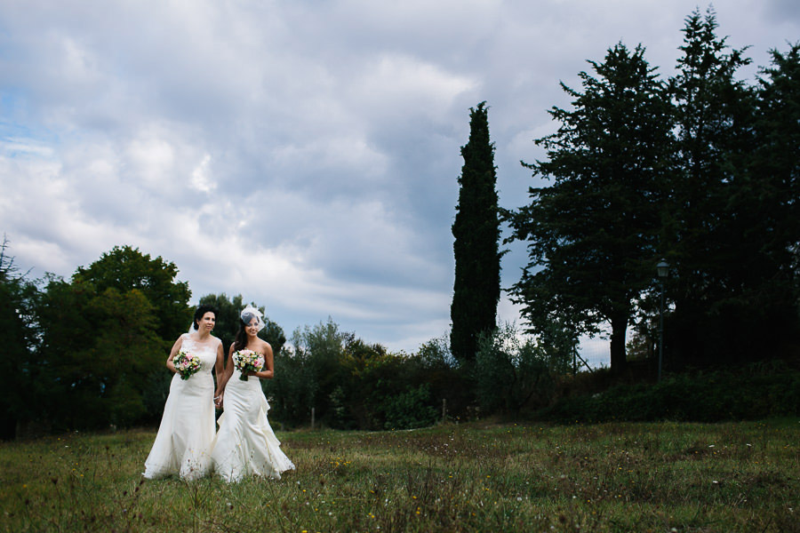 Lesbian Wedding in Tuscany