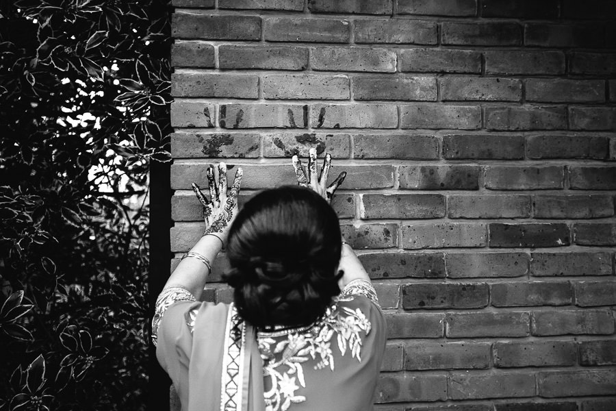 indian wedding henna hands