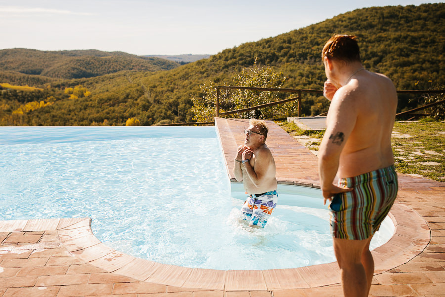 Tuscany Wedding Photographer Swimming Pool Castello di Meleto