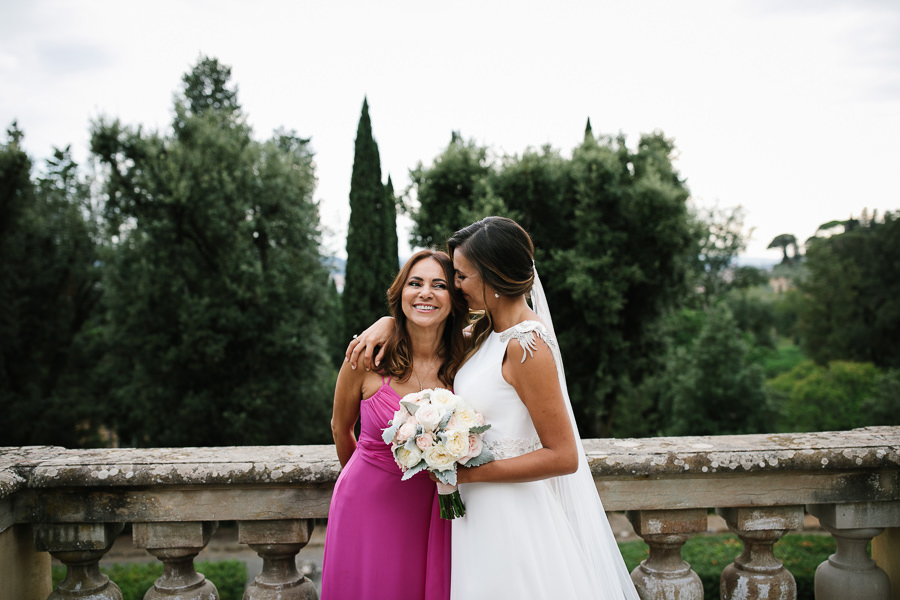 bride and her mom at hotel il salviatino