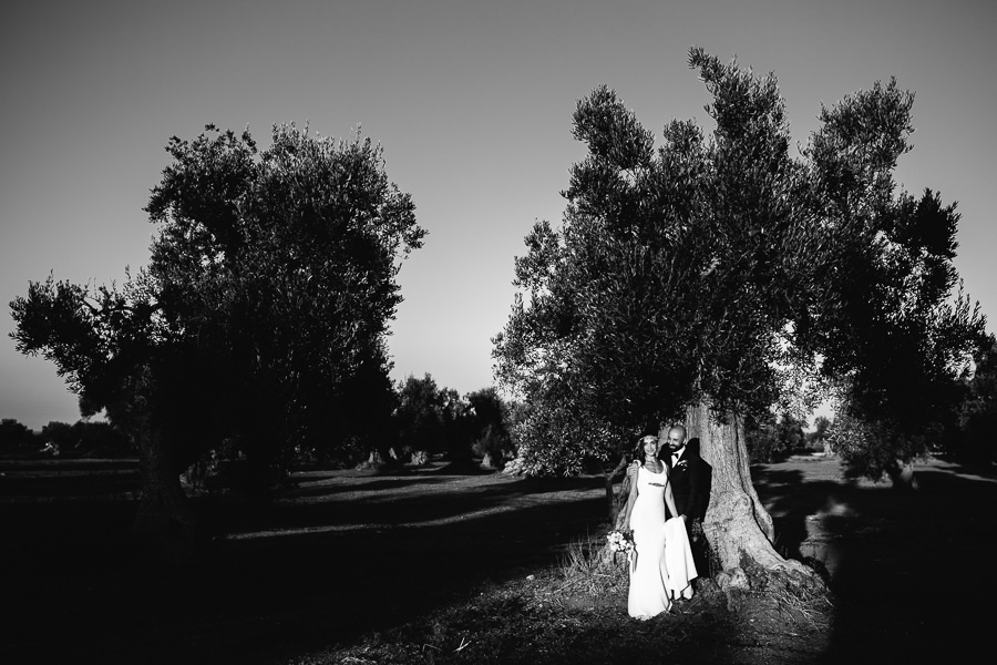 bride and groom wedding portrait in italy