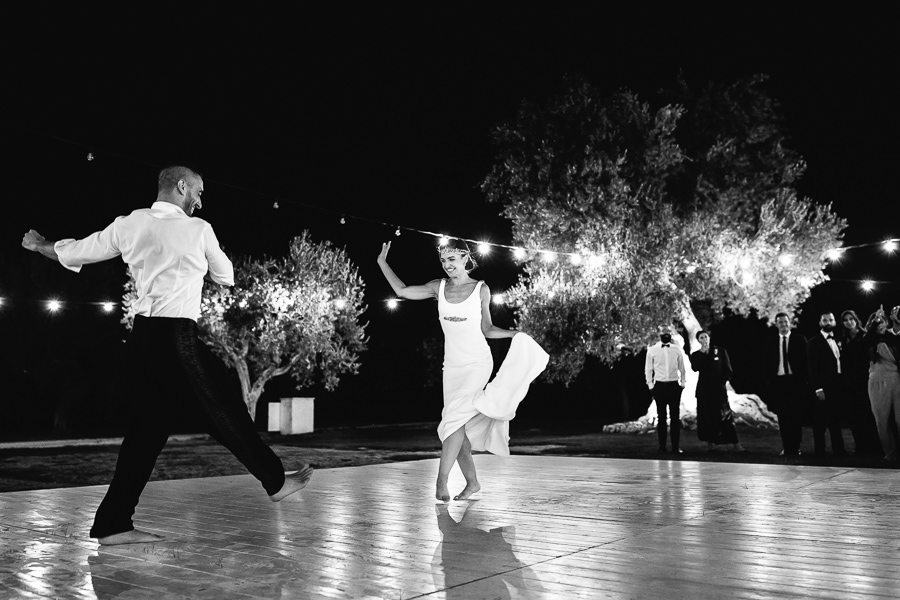 traditional dances at wedding in apulia