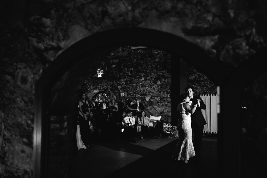 groom dancing with his mother in portofino