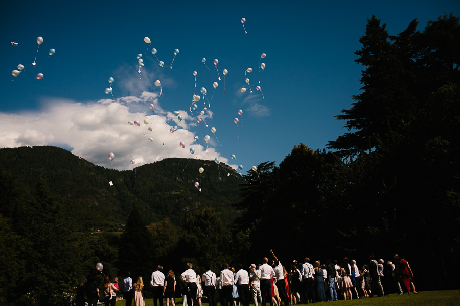 steigende luftballons Hochzeit Schloss Rubein