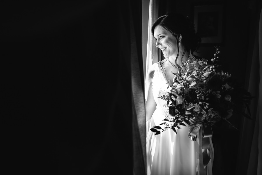 Bride getting ready for wedding at casa cornacchi