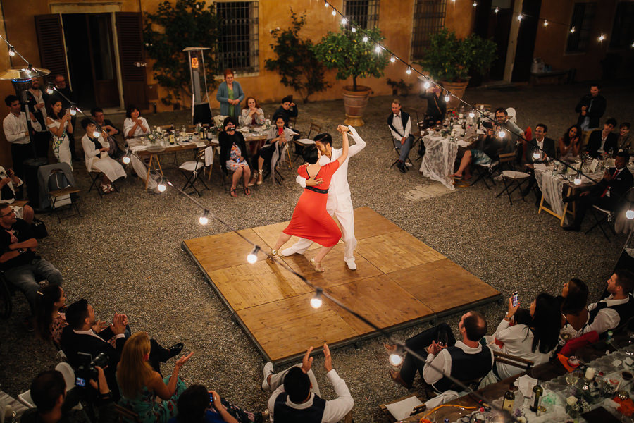 Tango dances during wedding at Villa Catignano