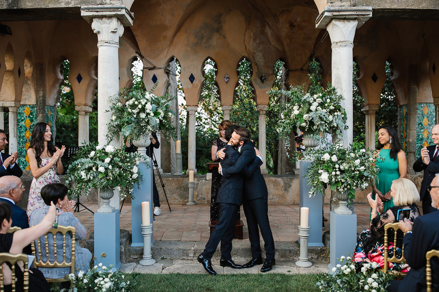 Romantic elegant wedding ceremony villa cimbrone amalfi coast