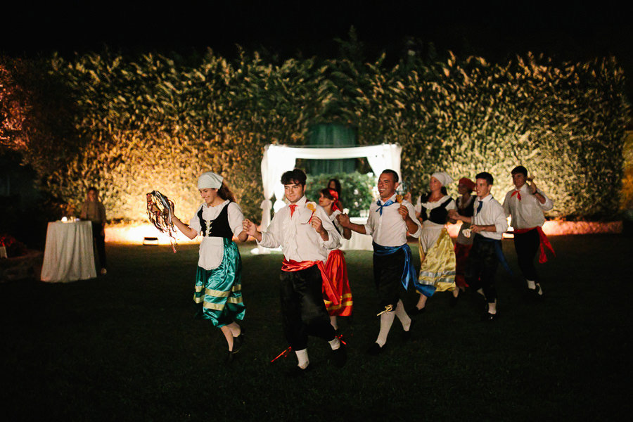 rehearsal dinner Villa Cimbrone italy with traditional dances