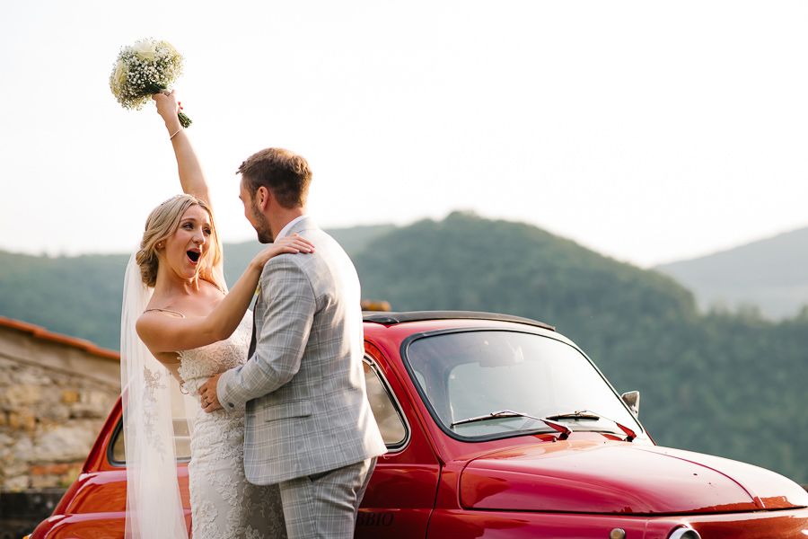 wedding portraits fiat 500