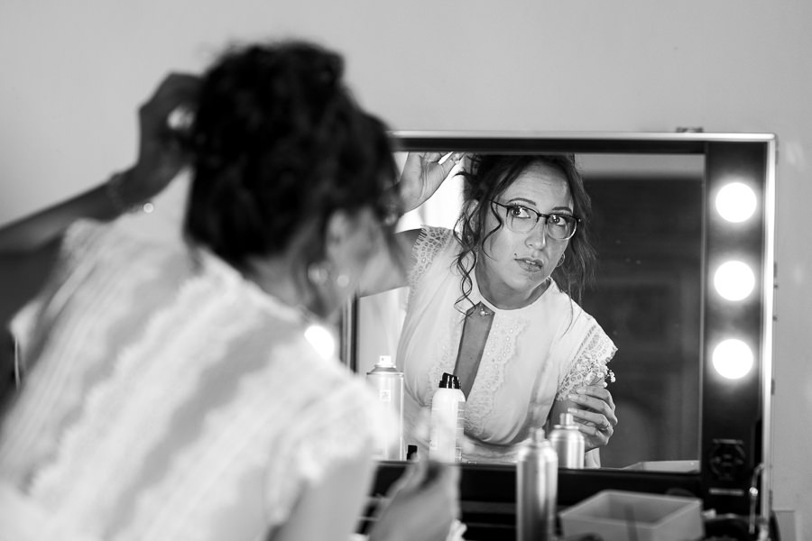 Bride getting ready Castello di Meleto Photographer