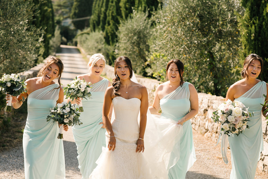 julian kanz is a wedding photographer in tuscany