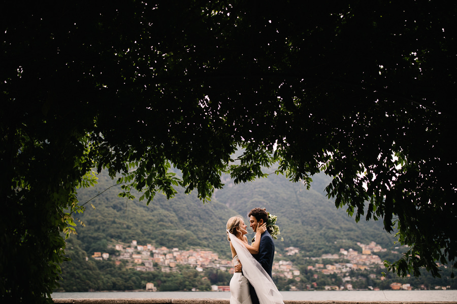 Bride entrance lake como wedding