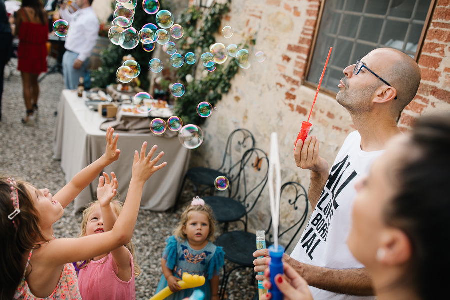 summer wedding at castello di meleto