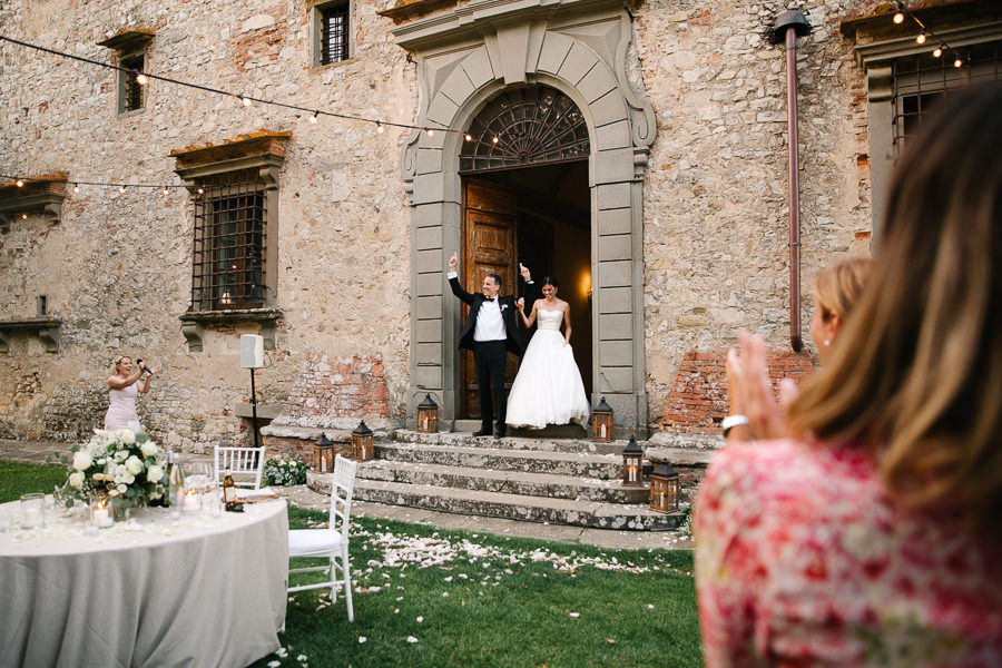 Amazing Wedding Reception in the yard of Castello di Meleto